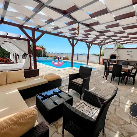 Boutique Gioia Del Sole With Salty Heated Pool Villa Baltschik