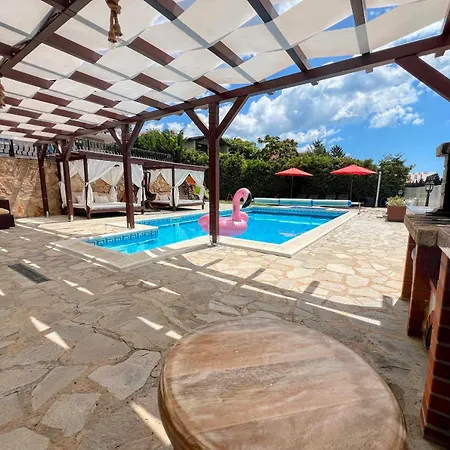 Boutique Gioia Del Sole With Salty Heated Pool