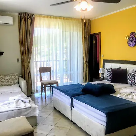 Boutique Gioia Del Sole With Salty Heated Pool